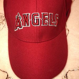 Angels hat